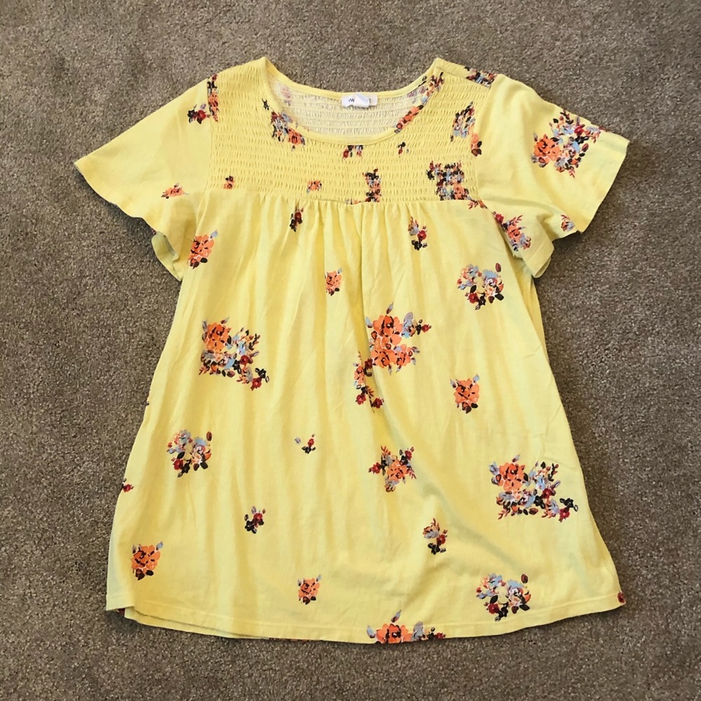 Cute springtime top!